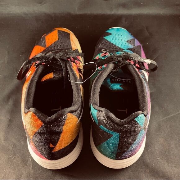 Nike Be TRue pride version 🌈 rainbow lunar swift excellent condition 10.5 US - Picture 3 of 7